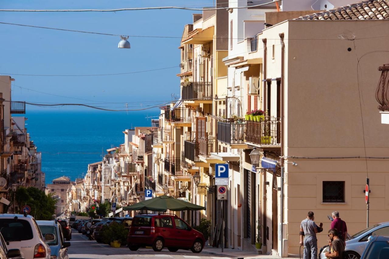 Camere Simona Castellammare del Golfo Exteriör bild